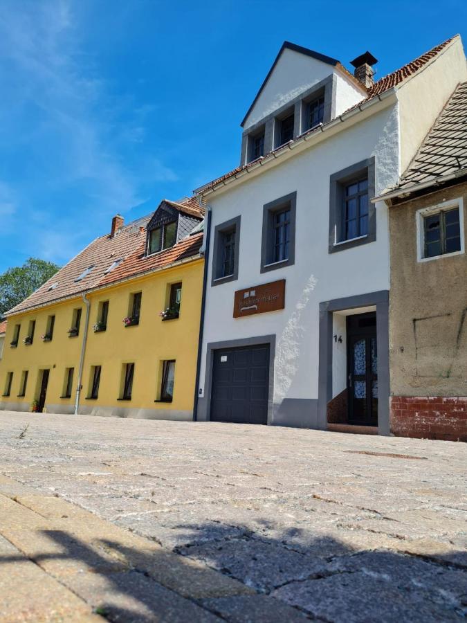 Hotel B&B Altes Hinterhaeusel Freiberg Exterior photo